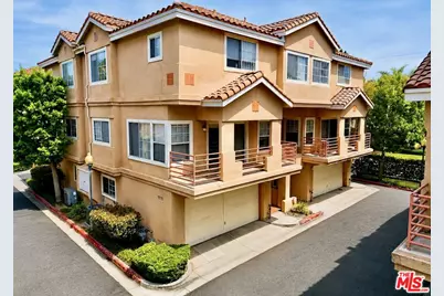 14063 Lemoli Ave, Hawthorne, CA 90250 - Photo 1