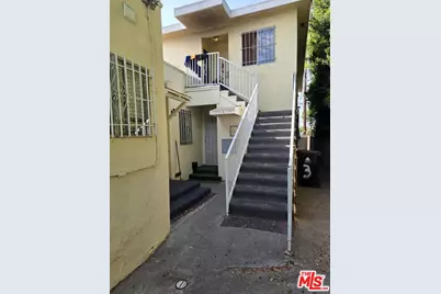 754 E 84th Pl #2, Los Angeles, CA 90001 - Photo 1