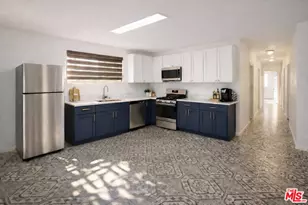 744 S New Hampshire Ave, Los Angeles, CA 90005 - Photo 1