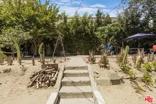 415 Loma Dr, Los Angeles, CA 90017 - Photo 10