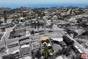 16565 Las Casas Pl, Pacific Palisades, CA 90272 - Photo 1