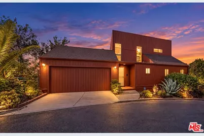 2541 Canyon Oak Dr, Los Angeles, CA 90068 - Photo 1