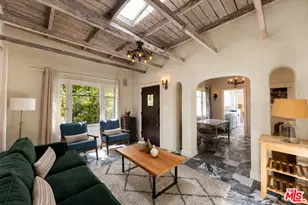 8060 Woodland Ln, Los Angeles, CA 90046 - Photo 1