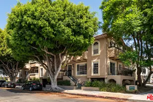 1001 N Croft Ave, Los Angeles, CA 90069 - Photo 1