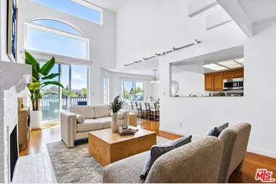 2677 Centinela Ave #401, Santa Monica, CA 90405 - Photo 1