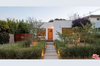 2013 Walnut Ave, Los Angeles, CA 90291 - Photo 1