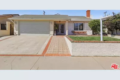 333 W 230th St, Carson, CA 90745 - Photo 1