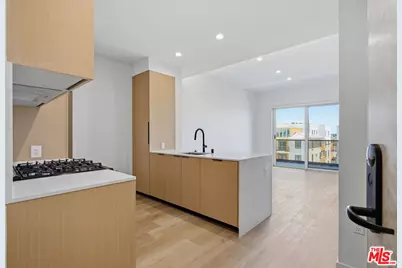 3555 Overland Ave #407, Los Angeles, CA 90034 - Photo 1