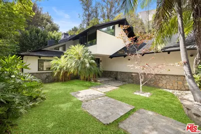 1561 Clear View Dr, Los Angeles, CA 90210 - Photo 1