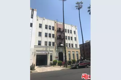 814 S Hobart Blvd #404, Los Angeles, CA 90005 - Photo 1