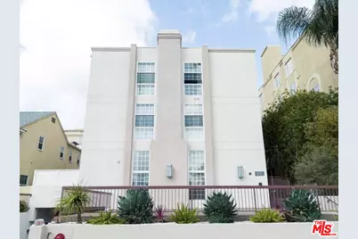 431 N Doheny Dr #3, Beverly Hills, CA 90210 - Photo 1