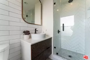 7301 Pacific View Dr, Los Angeles, CA 90068 - Photo 26