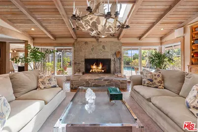 1250 Shadow Hill Way, Beverly Hills, CA 90210 - Photo 1