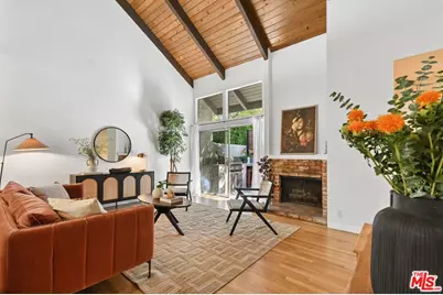 4241 Colfax Ave #J, Los Angeles, CA 91604 - Photo 1
