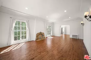 123 S Orange Dr, Los Angeles, CA 90036 - Photo 1