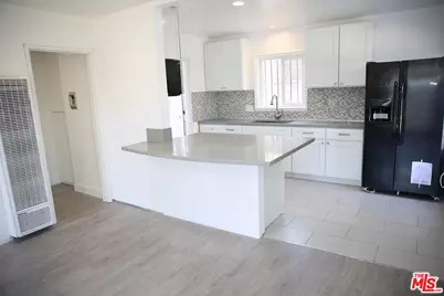 1154 N Virgil Ave ##2, Los Angeles, CA 90029 - Photo 1