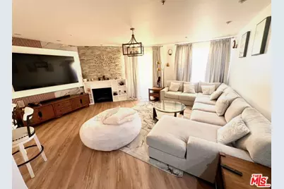 255 Main St #103, Venice, CA 90291 - Photo 1