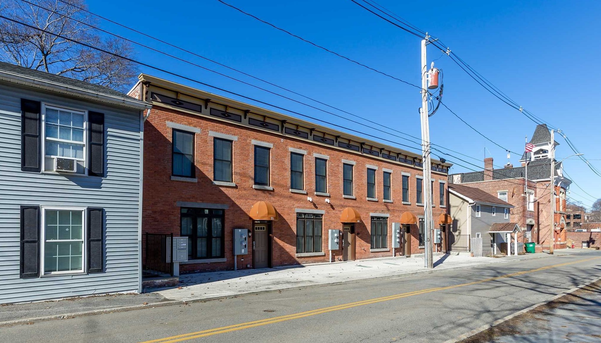 67 Main St, Beacon NY  12508-3327 exterior