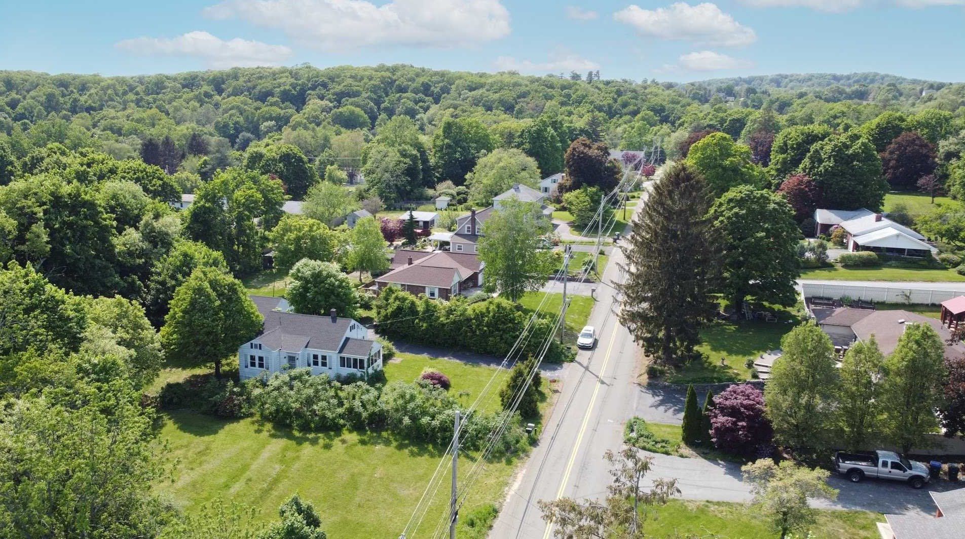 9 Leslie Rd, Newburgh, NY 12550-1229