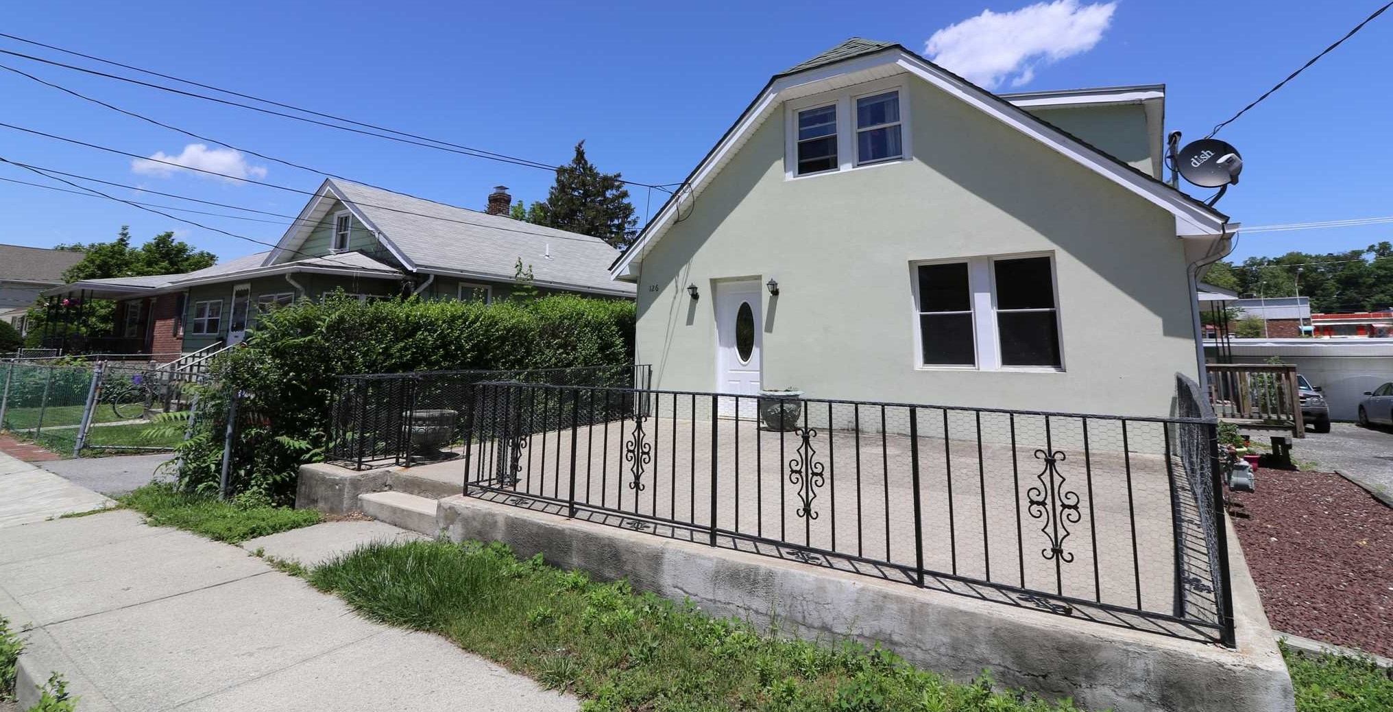 126 Catherine St, Beacon NY  12508-3027 exterior