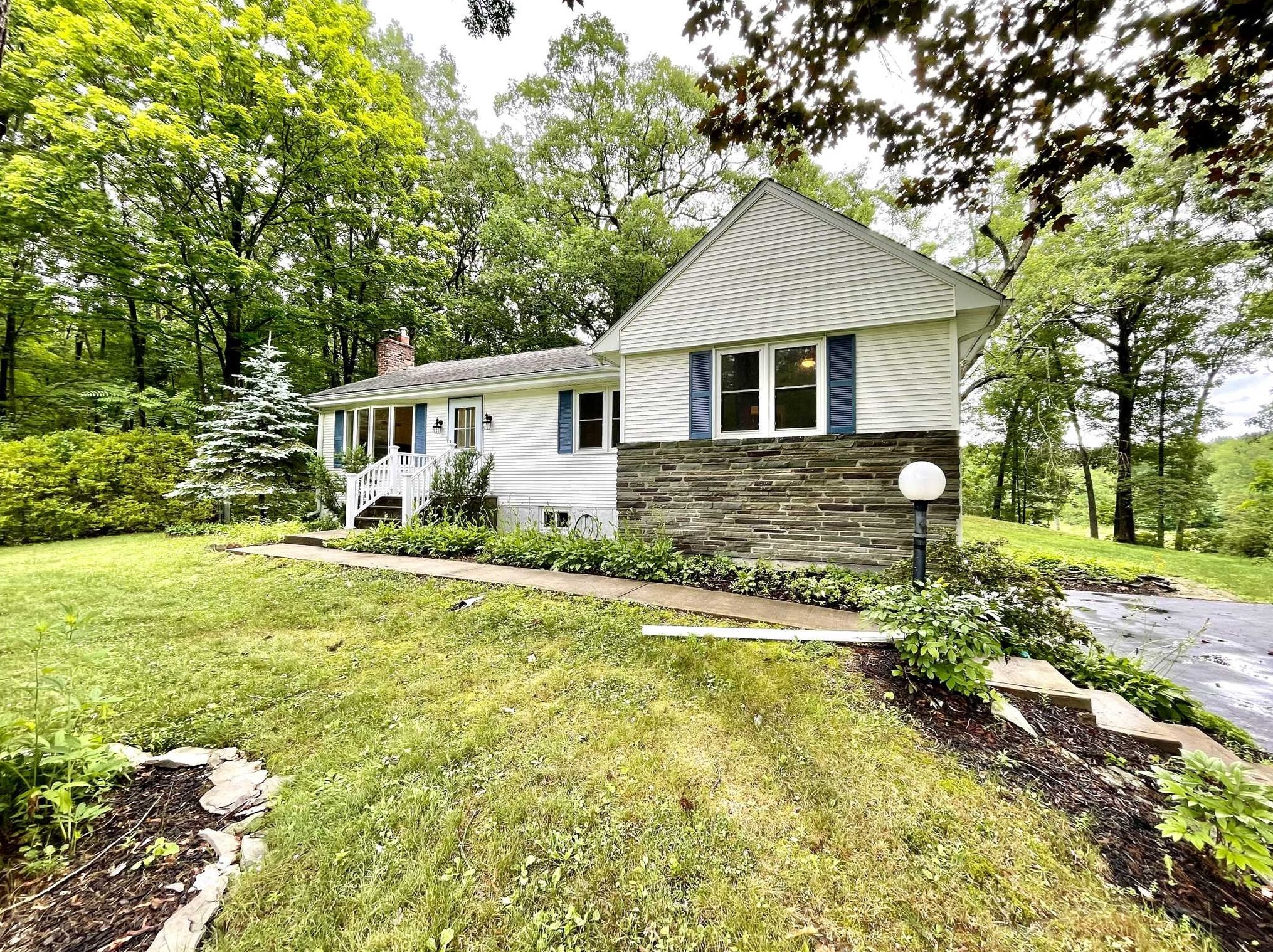 6070 Route 9, Rhinebeck, NY 12572