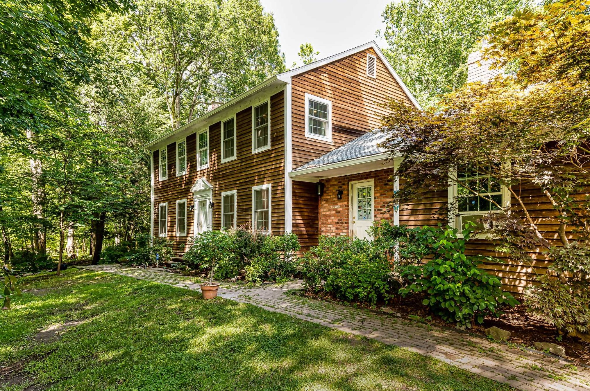 51 Aspinwall Rd, Red Hook, NY 12571-1149