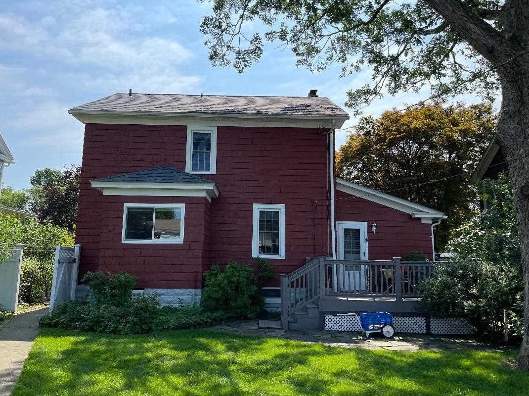 12 Spoor Ave, Poughkeepsie, NY 12603-3505