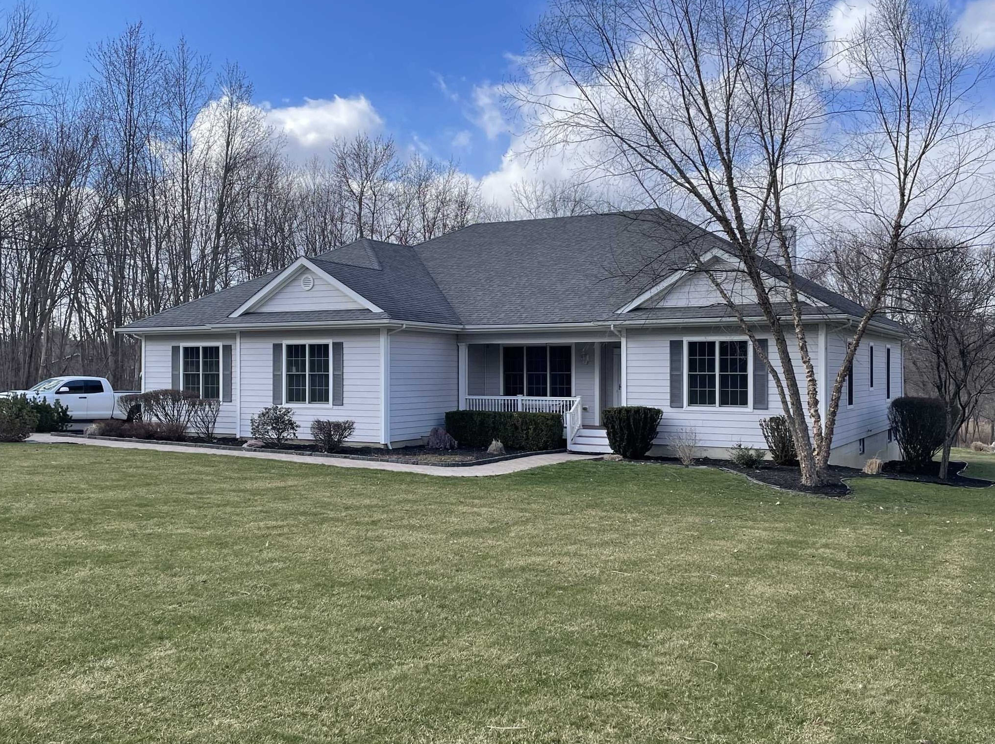 7 Brescia Blvd, East Fishkill, NY 12533-5008