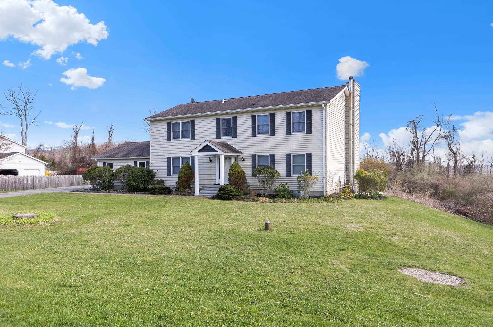42 Somerset Dr, Patterson, NY 12563