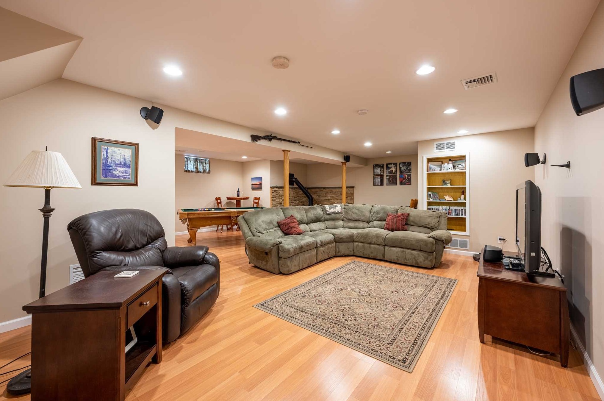 3 Hollyberry Dr, East Fishkill NY 12533-5383 exterior