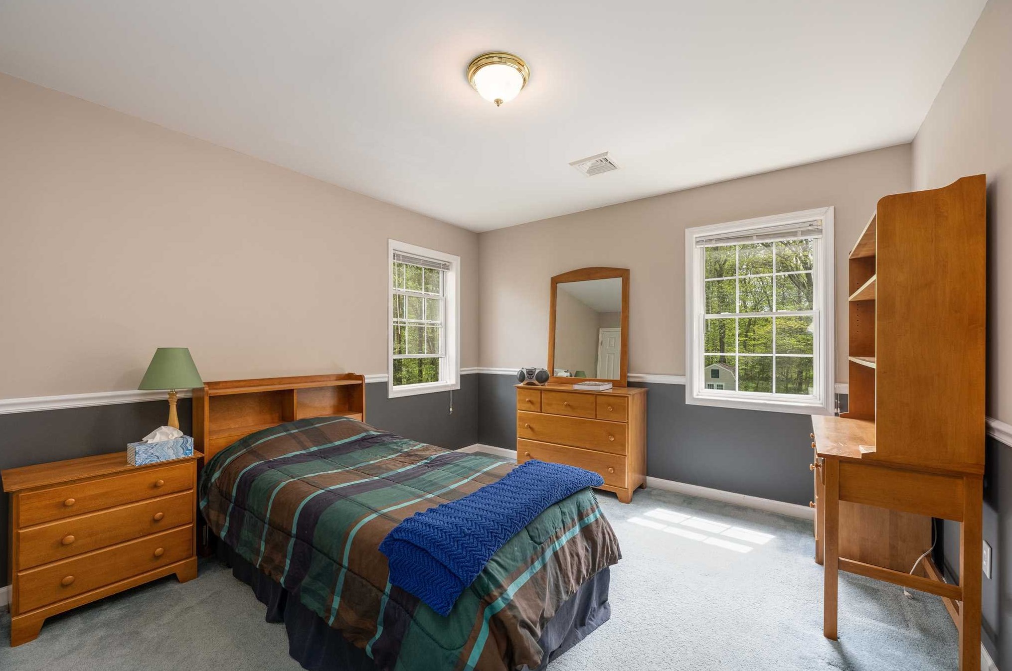 3 Hollyberry Dr, East Fishkill NY 12533-5383 exterior