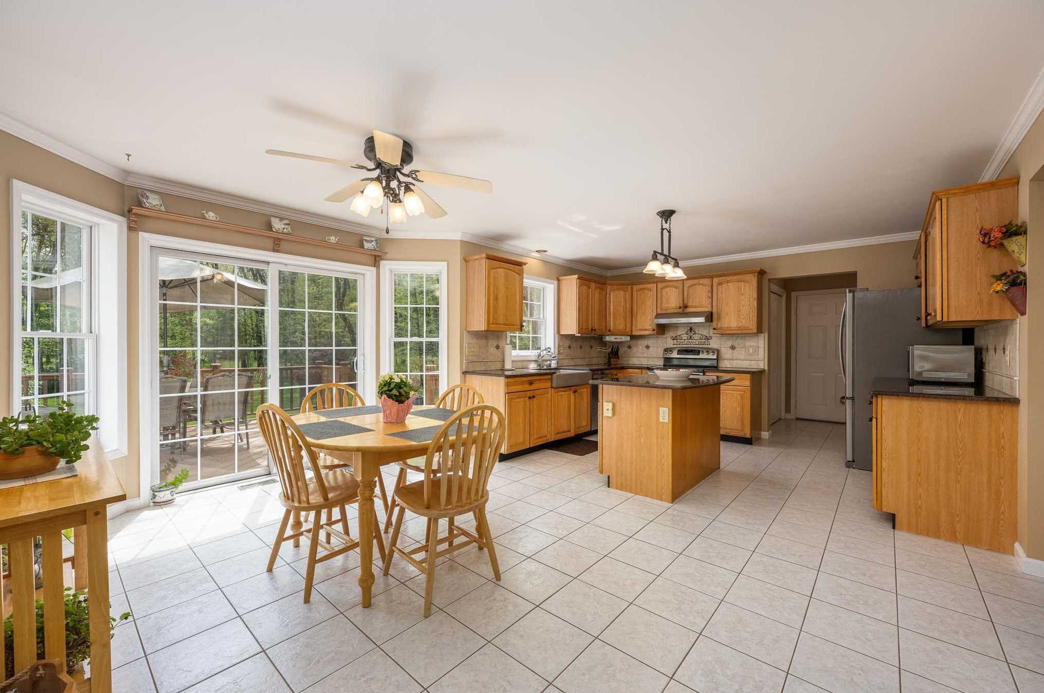 3 Hollyberry Dr, East Fishkill NY 12533-5383 exterior