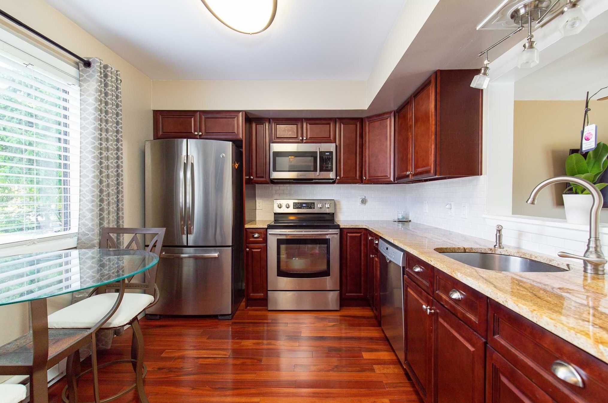 8001 Chelsea Cv, East Fishkill, NY 12533-7131
