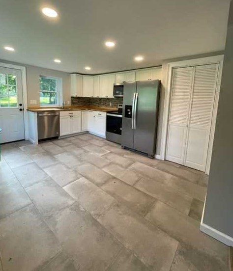 3 Sunset Blvd, East Fishkill, NY 12533