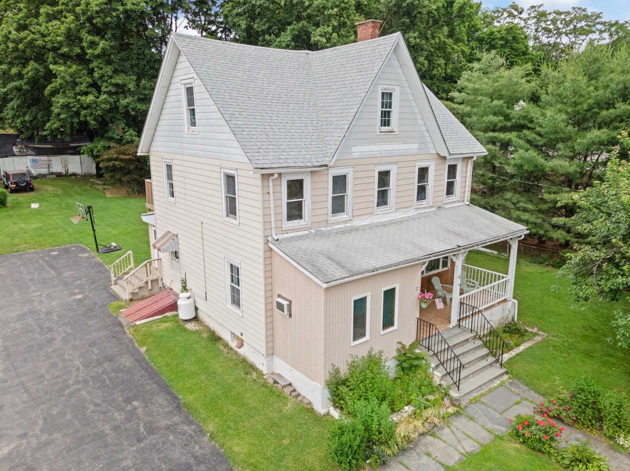 15 Paye Ave, Beacon, NY 12508-3607