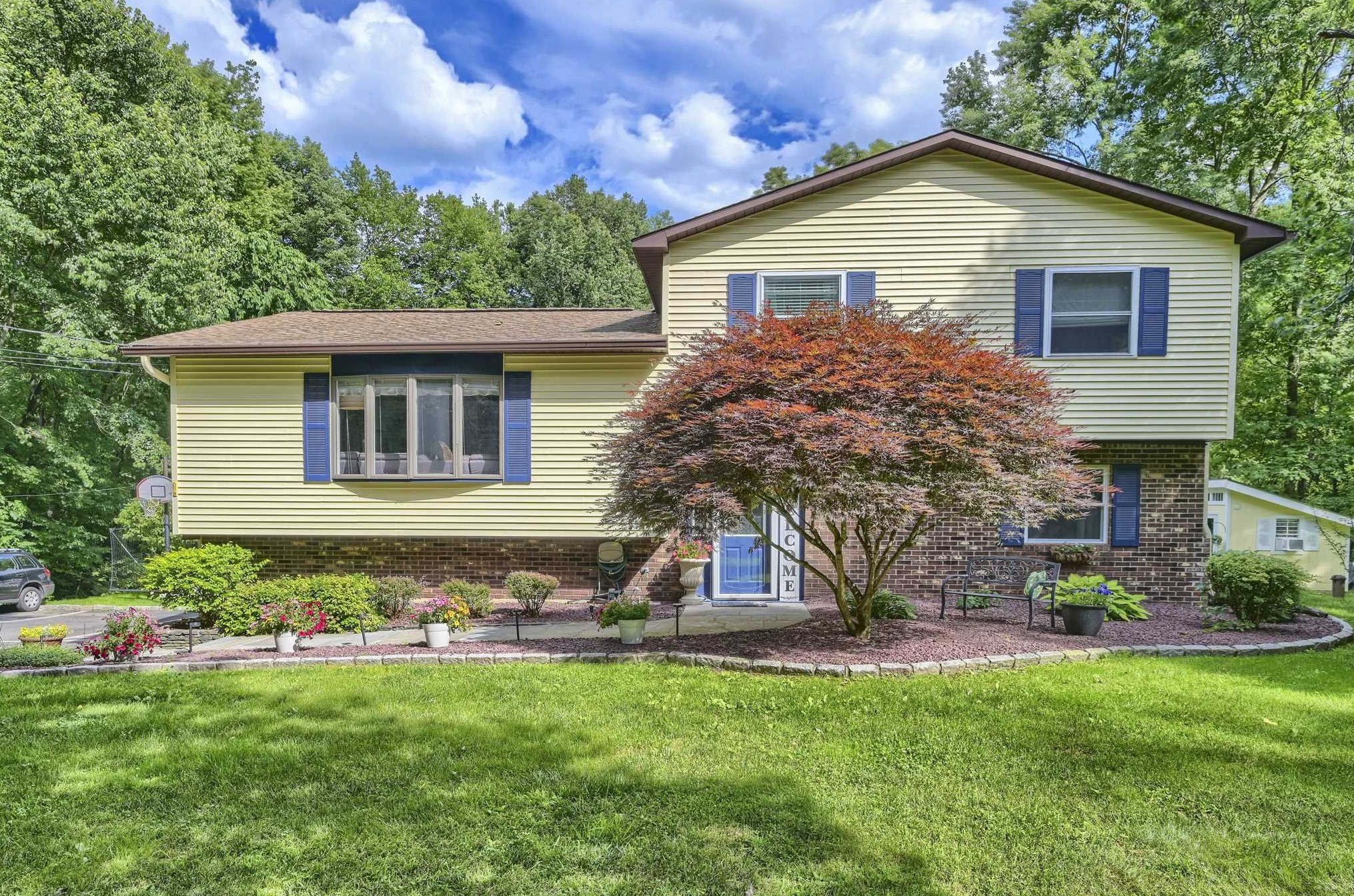 26 Sodano Rd, East Fishkill, NY 12533-5913