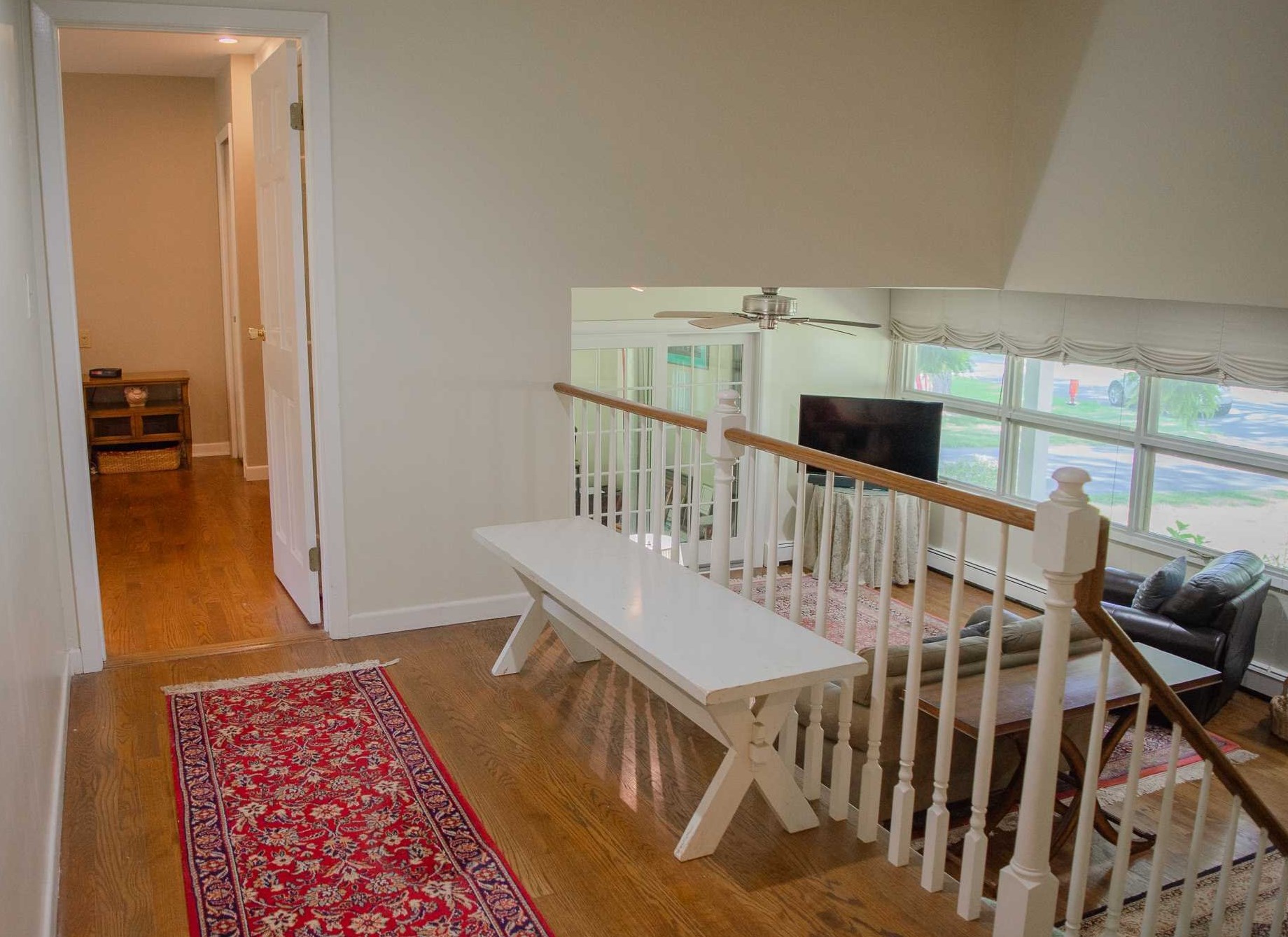 5 Elm St, Red Hook NY 12571-1148 exterior