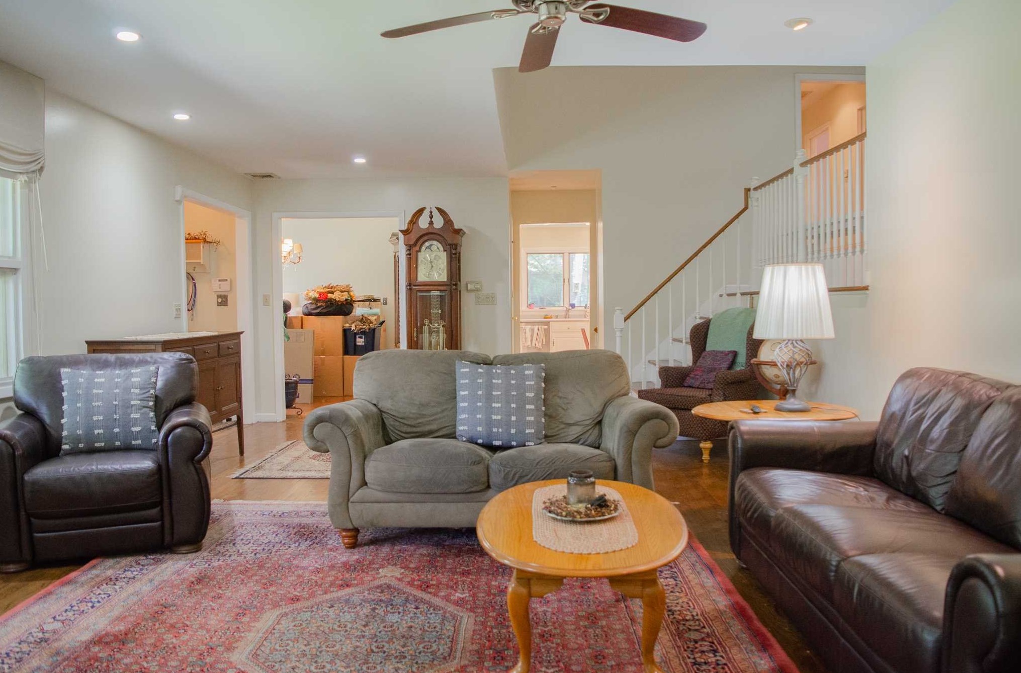 5 Elm St, Red Hook, NY 12571-1117
