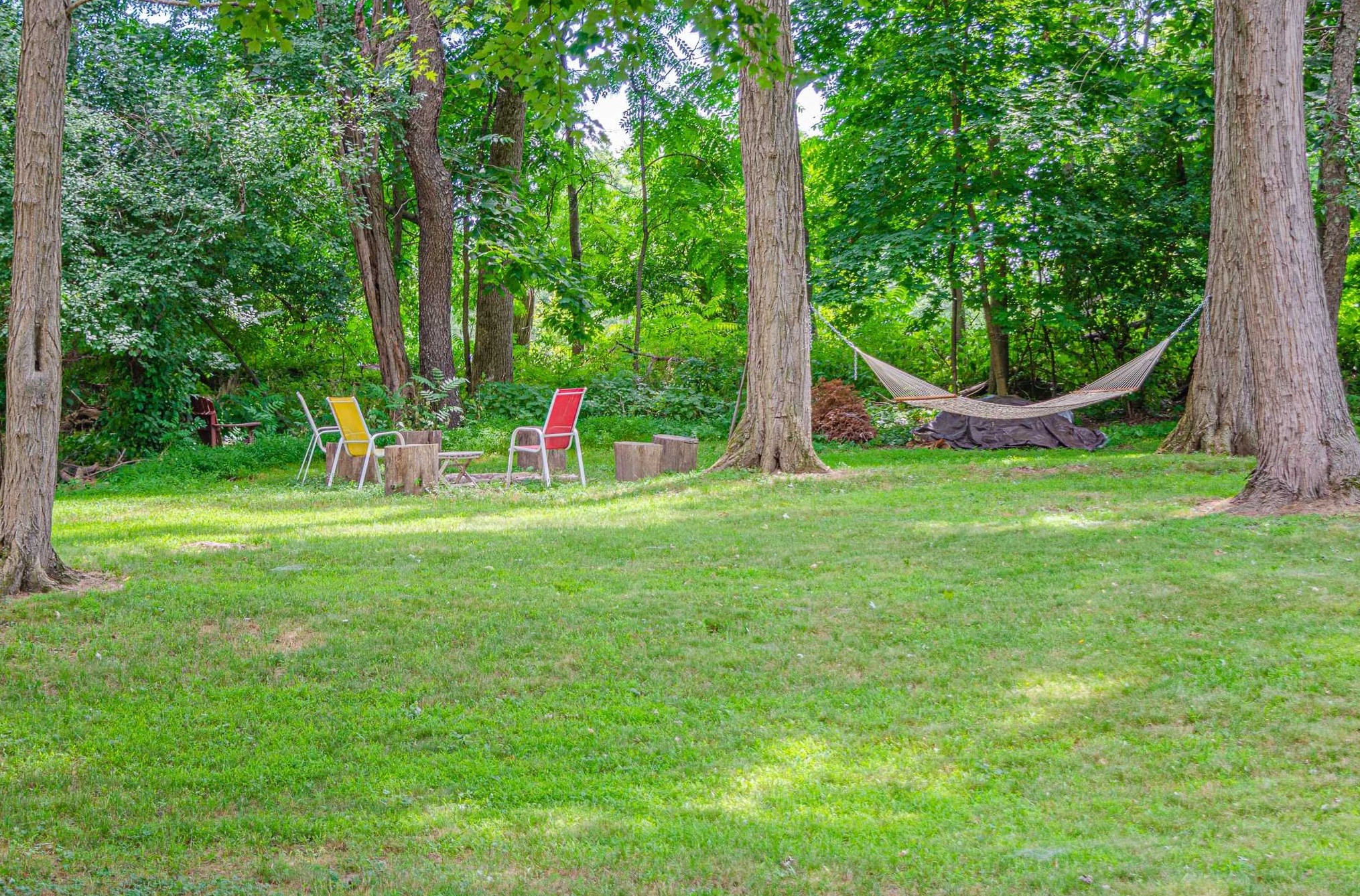 5 Elm St, Red Hook NY 12571-1148 exterior