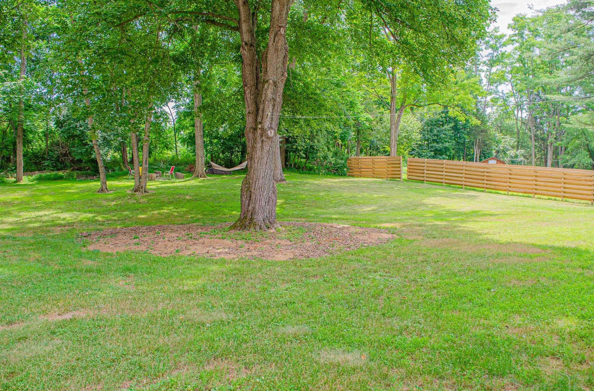 5 Elm St, Red Hook NY 12571-1148 exterior