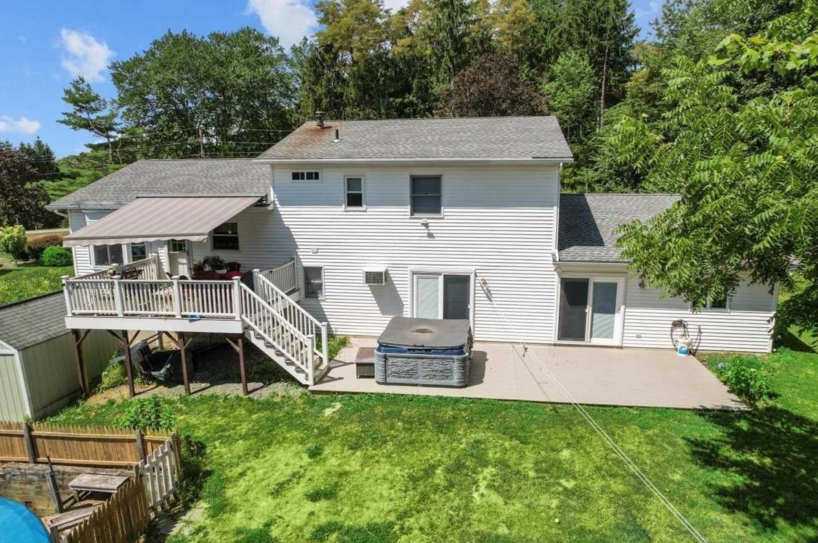 337 Augusta Dr, East Fishkill NY 12533-3536 exterior