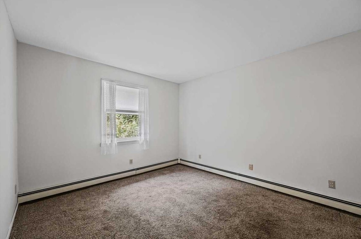 337 Augusta Dr, East Fishkill NY 12533-3536 exterior