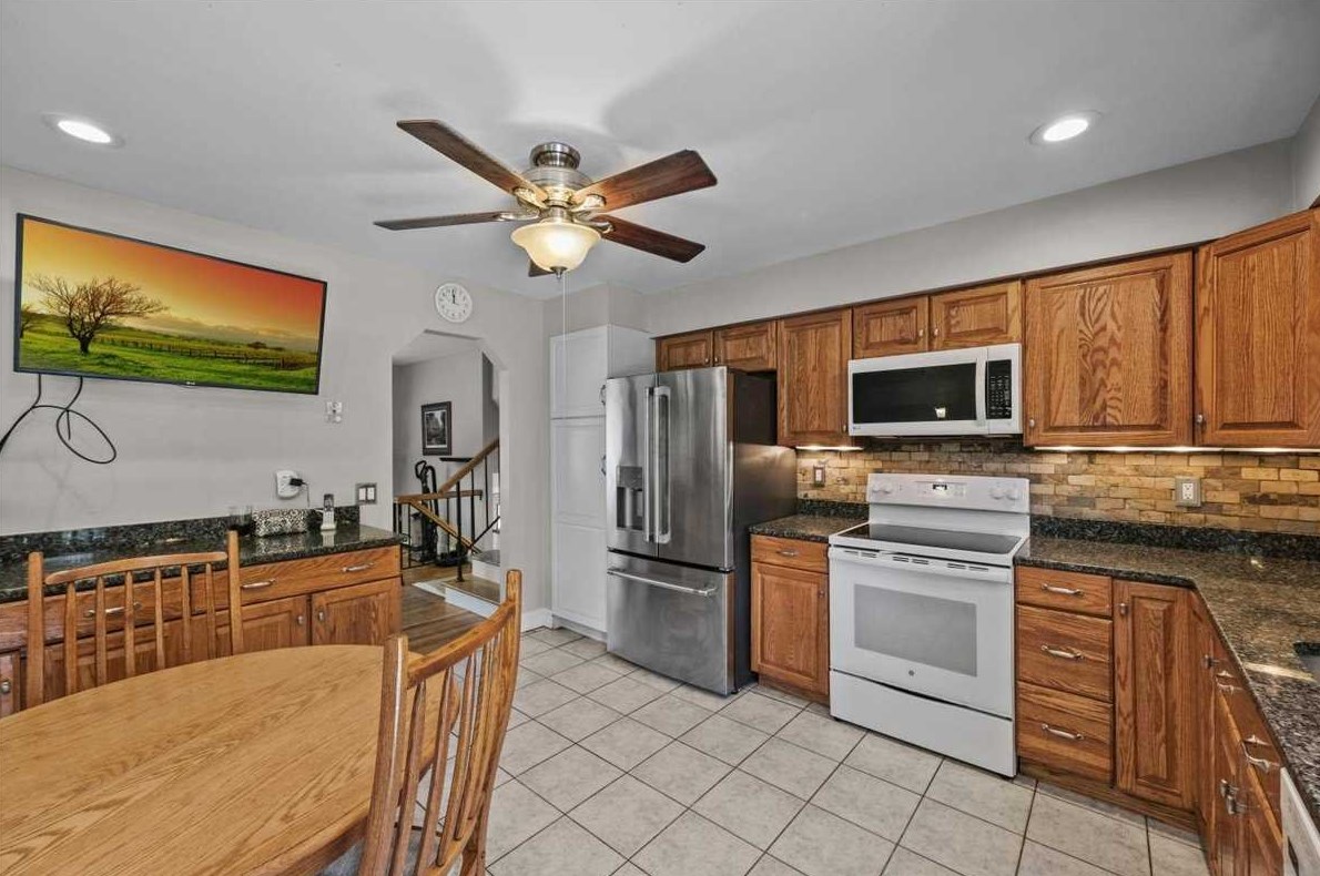 337 Augusta Dr, East Fishkill NY 12533-3536 exterior