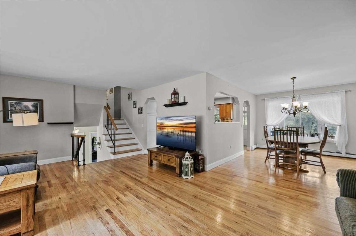 337 Augusta Dr, East Fishkill NY 12533-3536 exterior