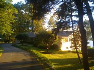 433 Rhinecliff Rd, Rhinecliff, NY 12574