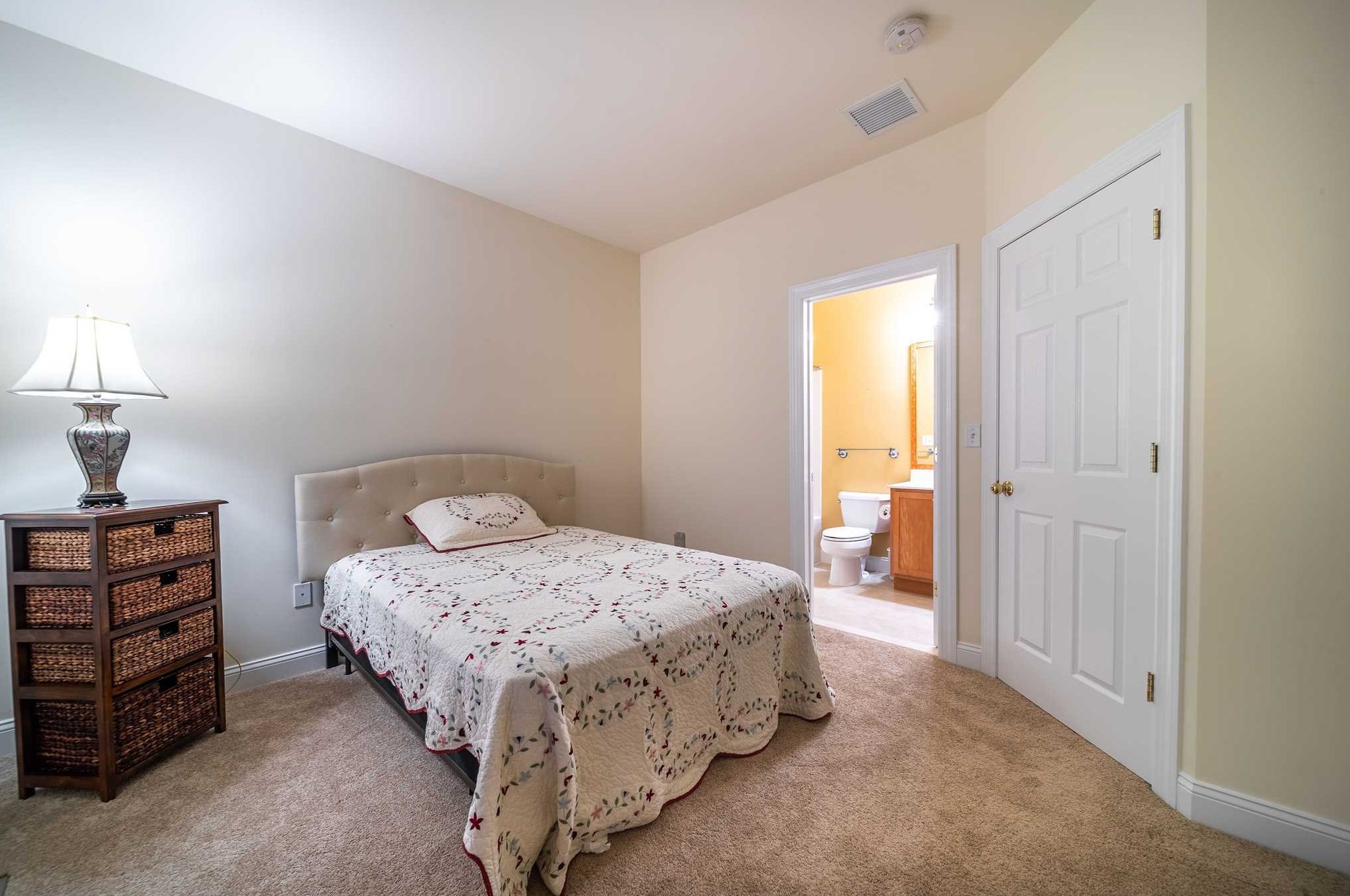 31 Four Corners Blvd, East Fishkill NY  12533-4309 exterior