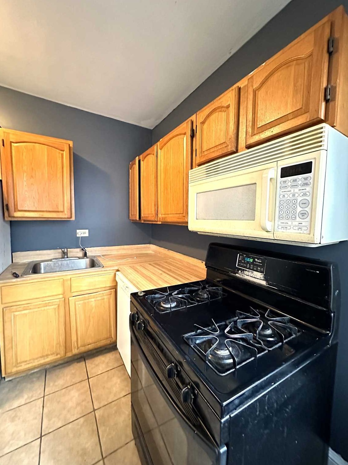 714 Main St, Poughkeepsie, NY 12603