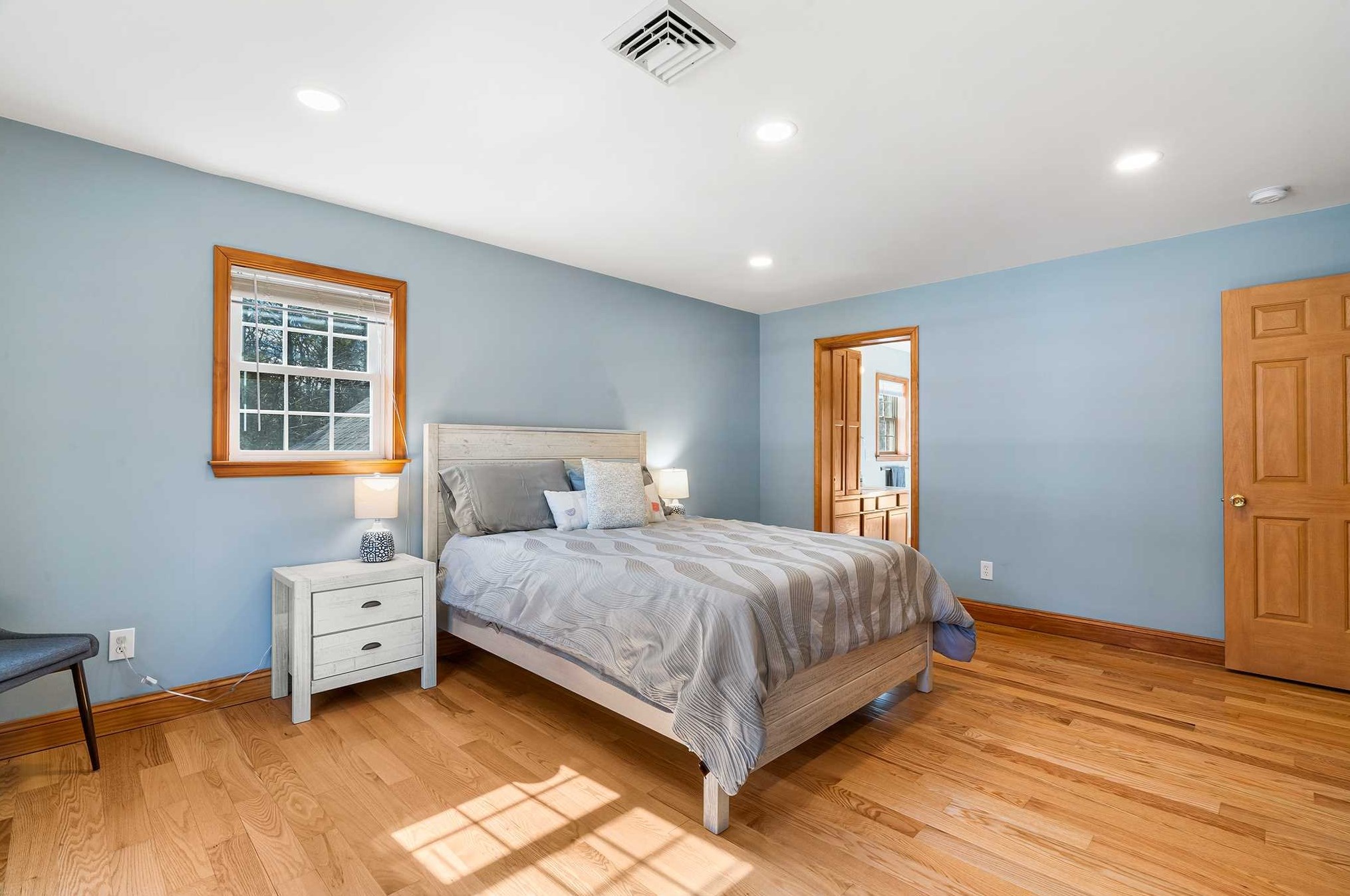 94 Manor Rd, Red Hook NY  12571-1205 exterior