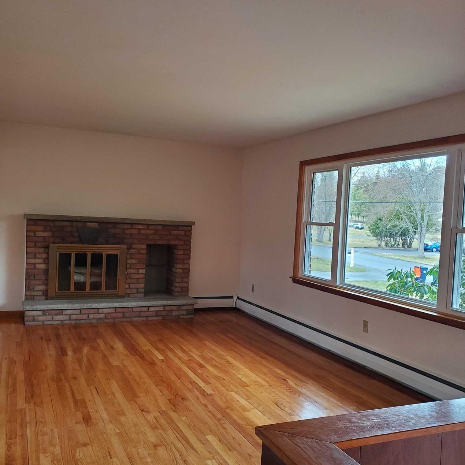 16 Aspinwall Rd, Red Hook, NY 12571