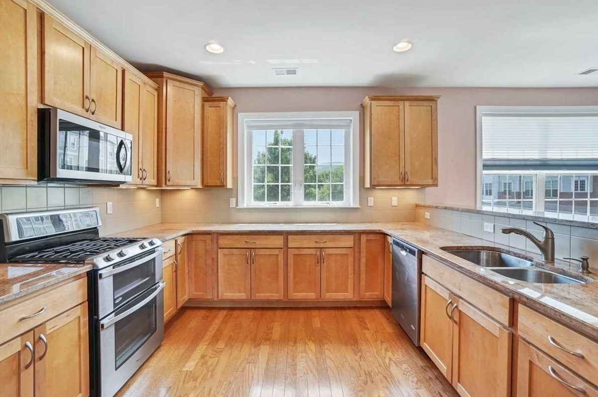 725 Regency Drive, Fishkill, NY 12524